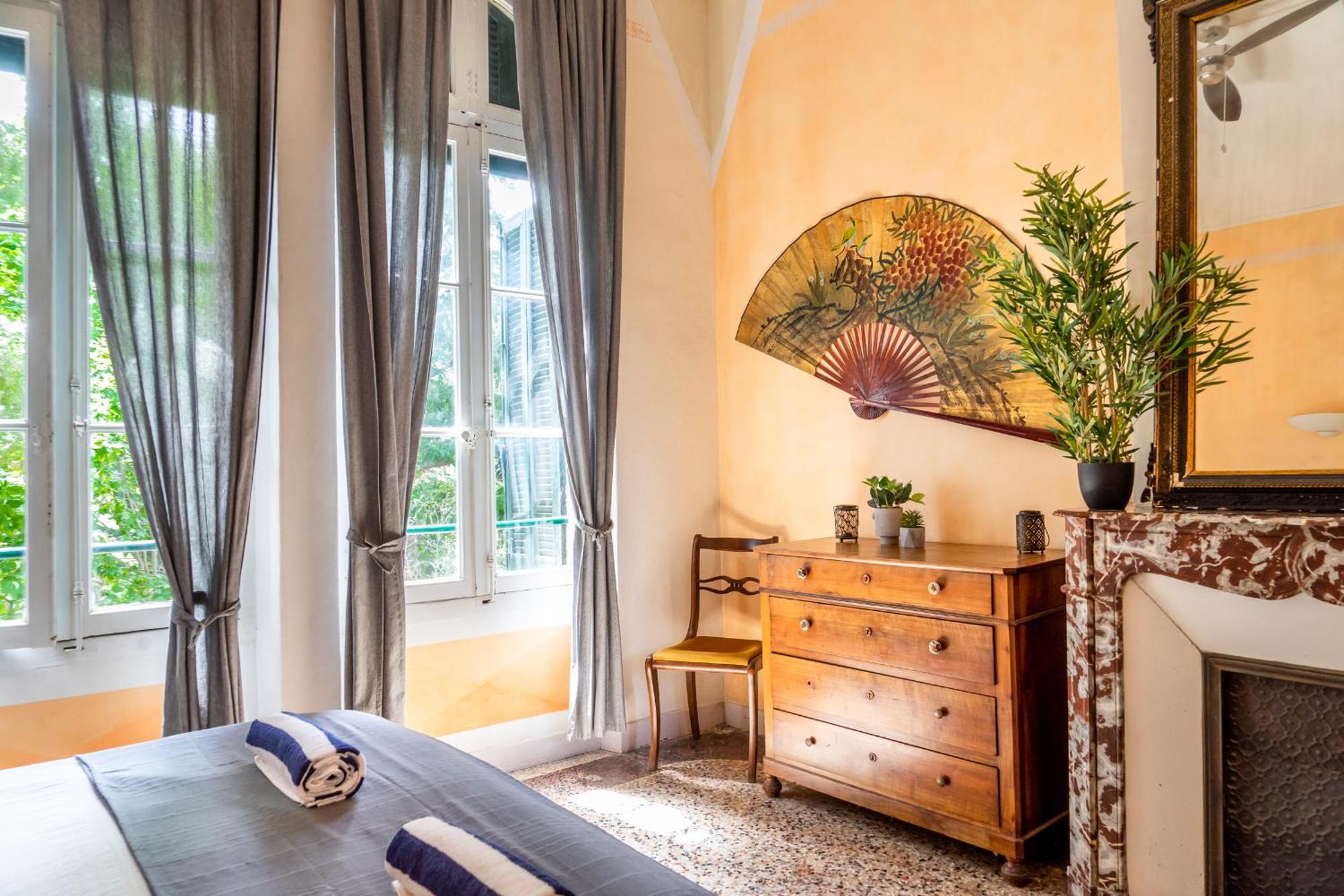 Ultimate Relaxation For Family Or Group At Renowned Couvent Des Ursulines, A Tranquil Escape In Historic Pezenas Villa Ruang foto