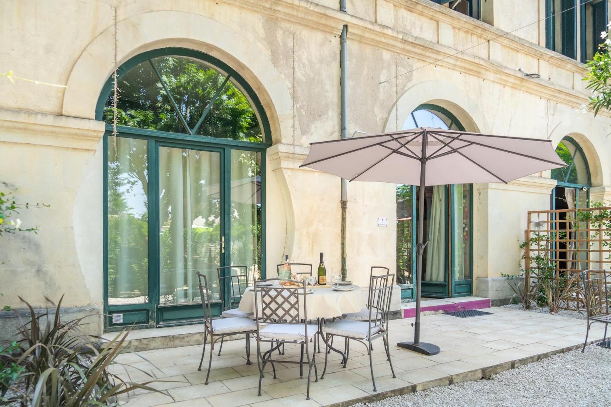 Ultimate Relaxation For Family Or Group At Renowned Couvent Des Ursulines, A Tranquil Escape In Historic Pezenas Villa Ruang foto