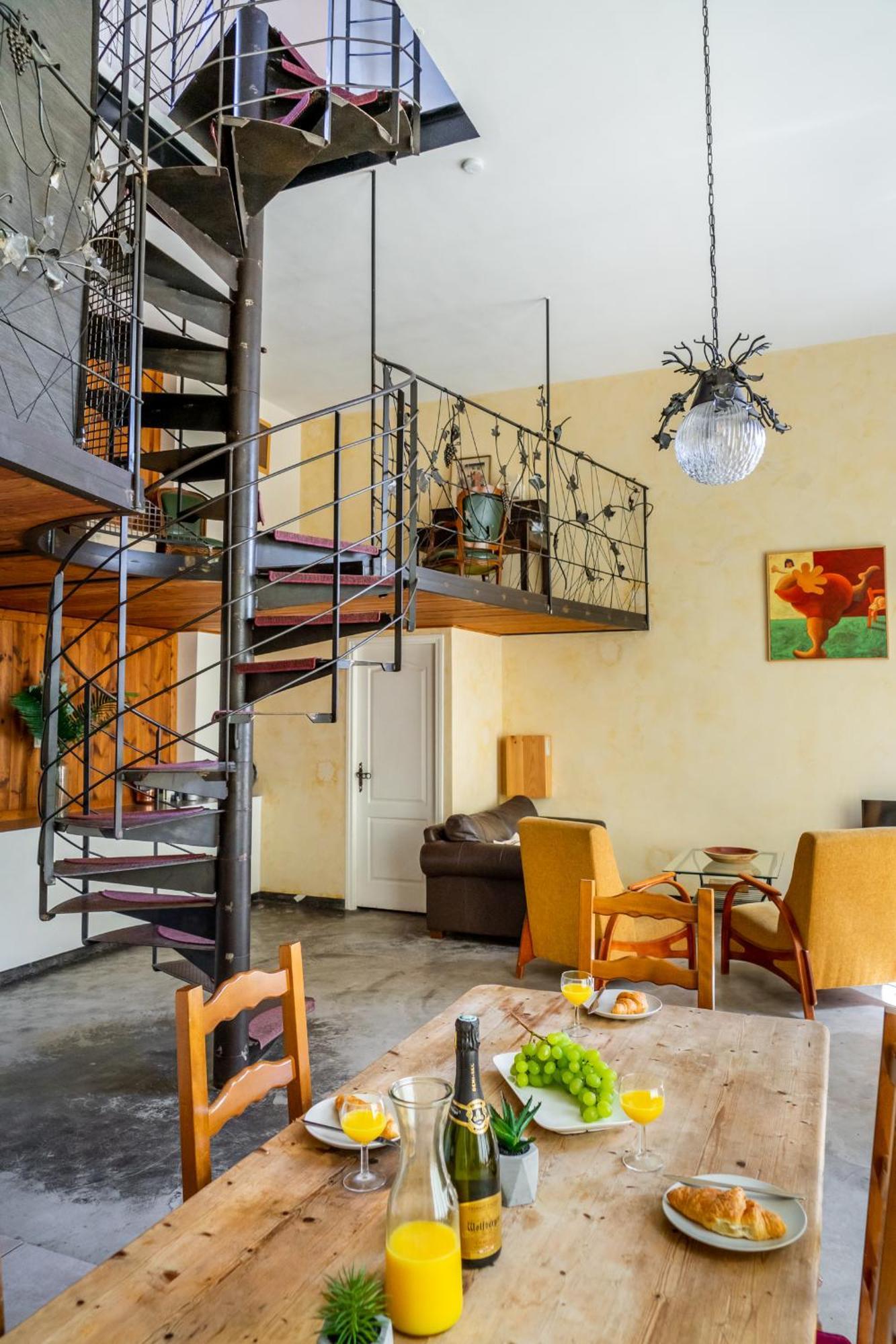 Ultimate Relaxation For Family Or Group At Renowned Couvent Des Ursulines, A Tranquil Escape In Historic Pezenas Villa Ruang foto